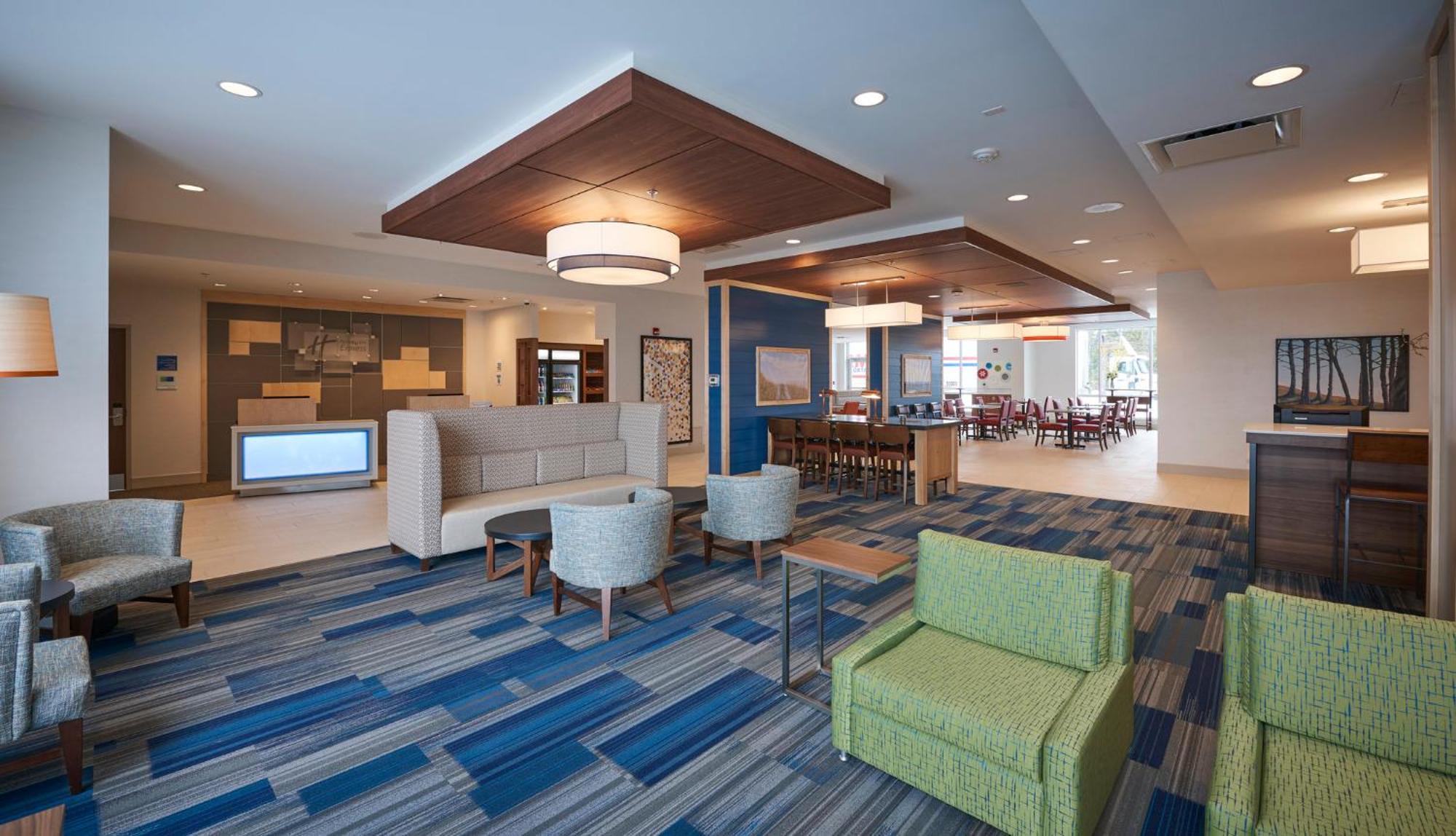 Holiday Inn Express & Suites St. John'S Airport By Ihg Екстериор снимка