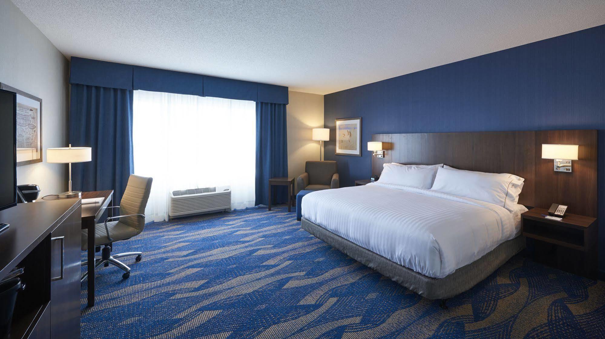 Holiday Inn Express & Suites St. John'S Airport By Ihg Екстериор снимка