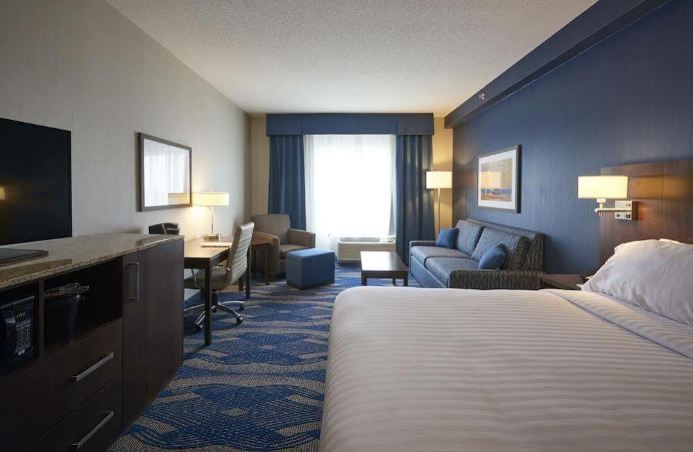 Holiday Inn Express & Suites St. John'S Airport By Ihg Екстериор снимка